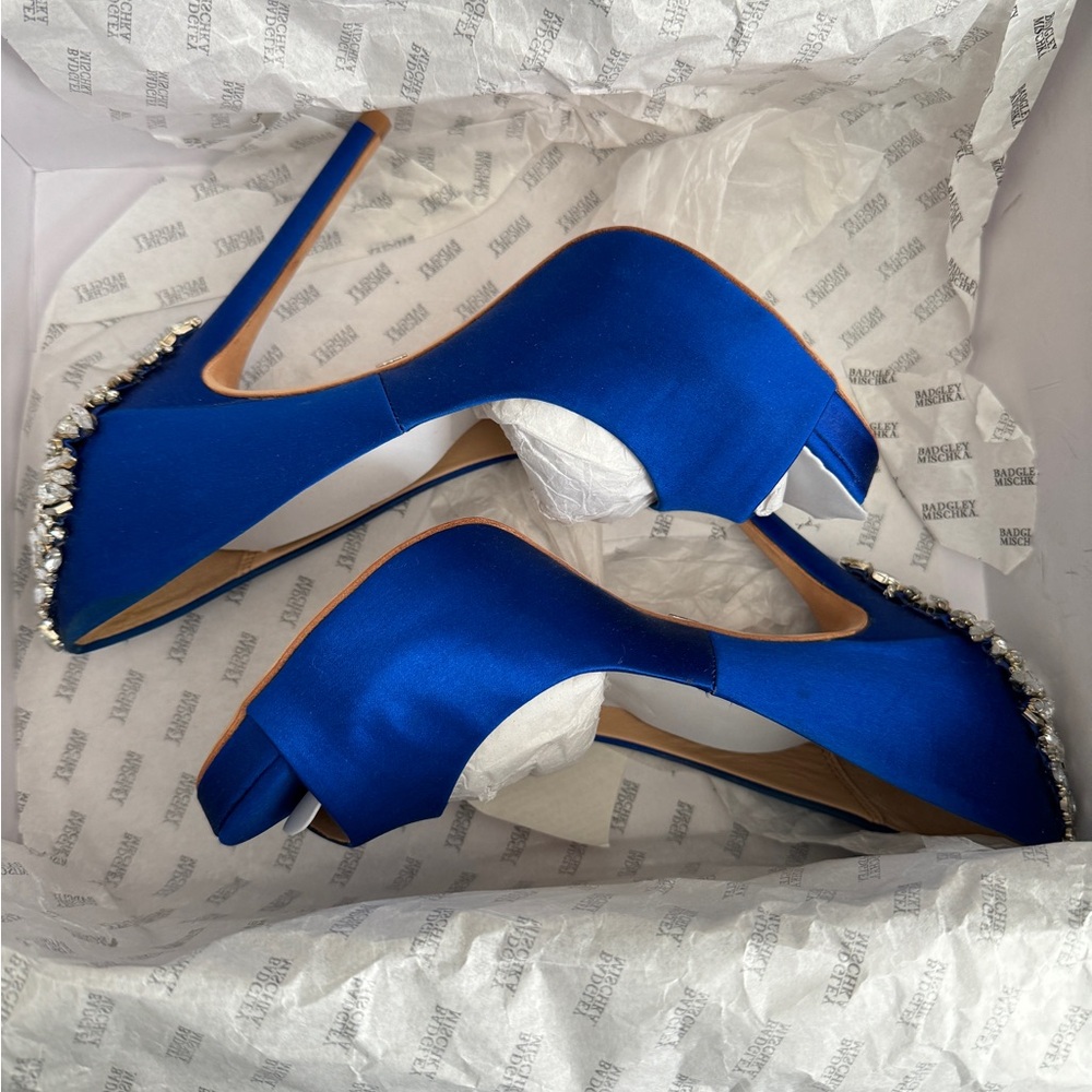Badgley Mischka Kiara Satin Evening Pump - Picture 12 of 12